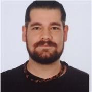 Desarrollador fullstack con buenas bases de conocimiento tanto de programación basica como de bases de datos.